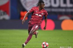 雷速体育比分官网-RB莱比锡主场大获全胜，全队再度高歌猛进领跑的简单介绍