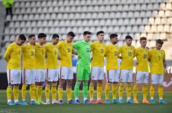 雷速体育-意大利客场平局，小组竞争压力大增的简单介绍