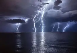 雷加利亚斯主场惨败，亟需调整