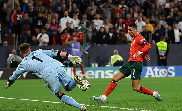 葡萄牙球队实现逆转,晋级淘汰赛 葡萄牙球队实现逆转,晋级淘汰赛