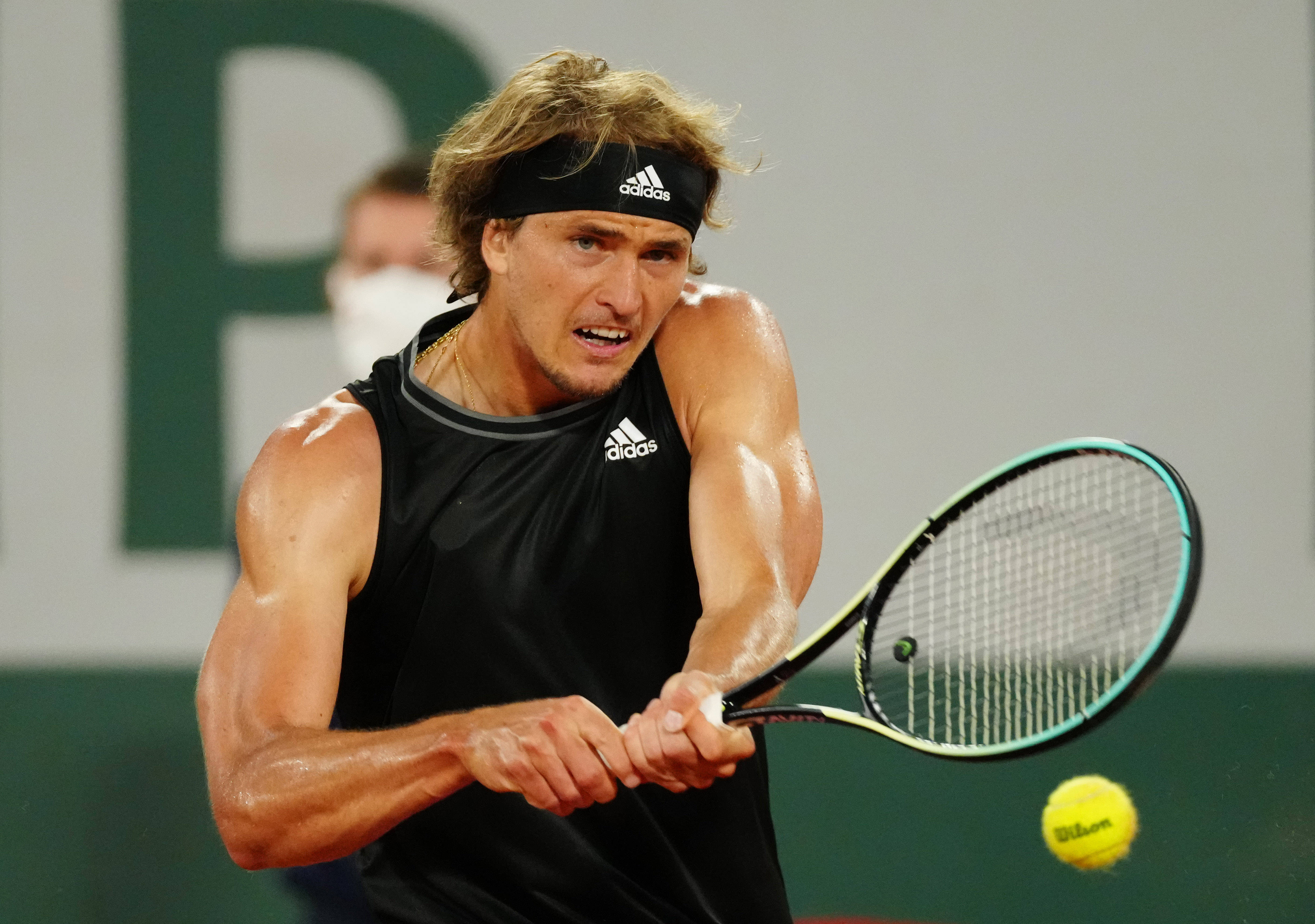 欧洲网球队绝杀法国网球队,兹维列夫打破历史纪录的简单介绍 欧洲网球队绝杀法国网球队,兹维列夫打破历史纪录的简单介绍