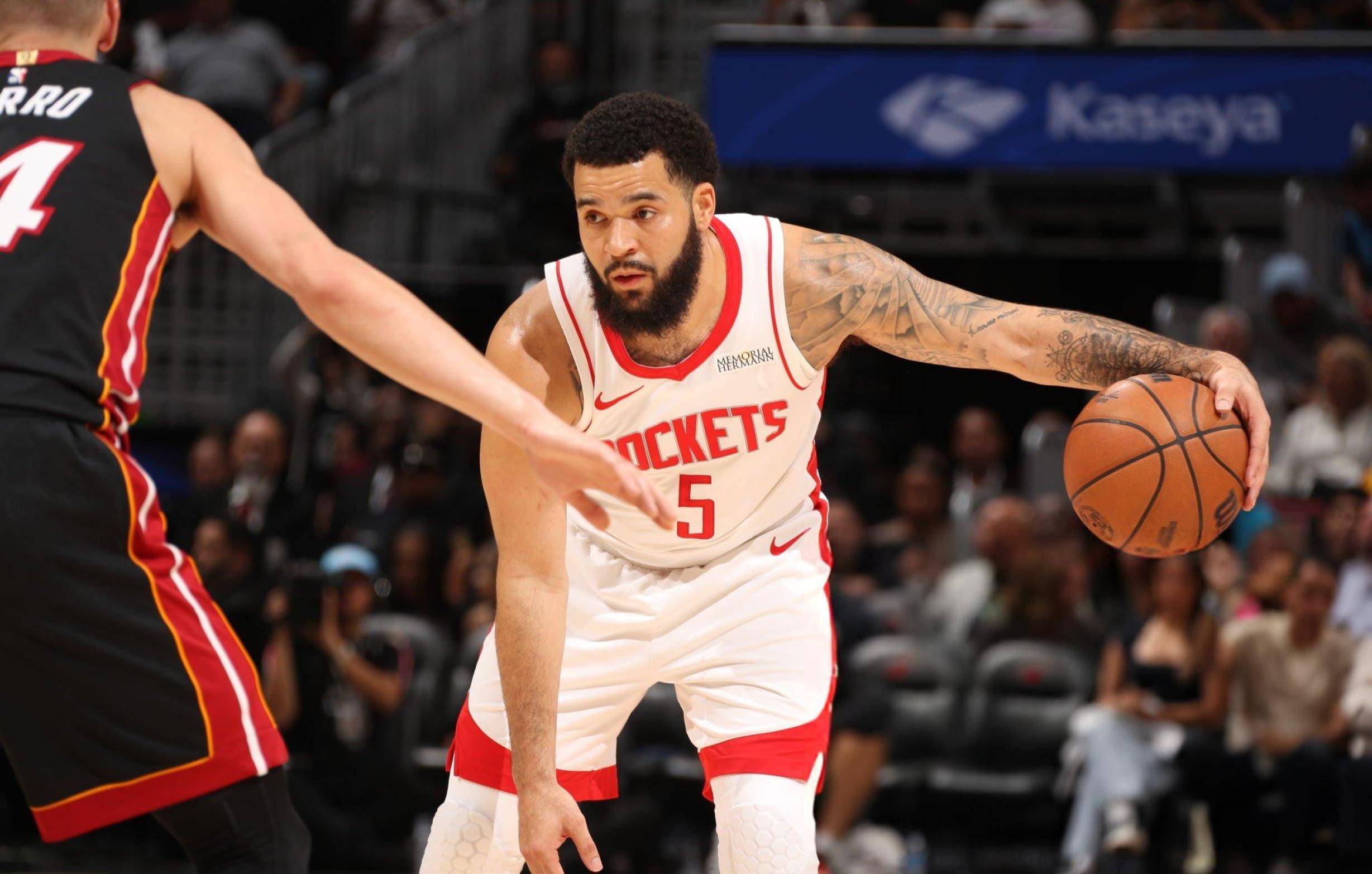 澳大利亚男篮完胜火箭,阿德巴约惊艳世界的简单介绍 澳大利亚男篮完胜火箭,阿德巴约惊艳世界的简单介绍